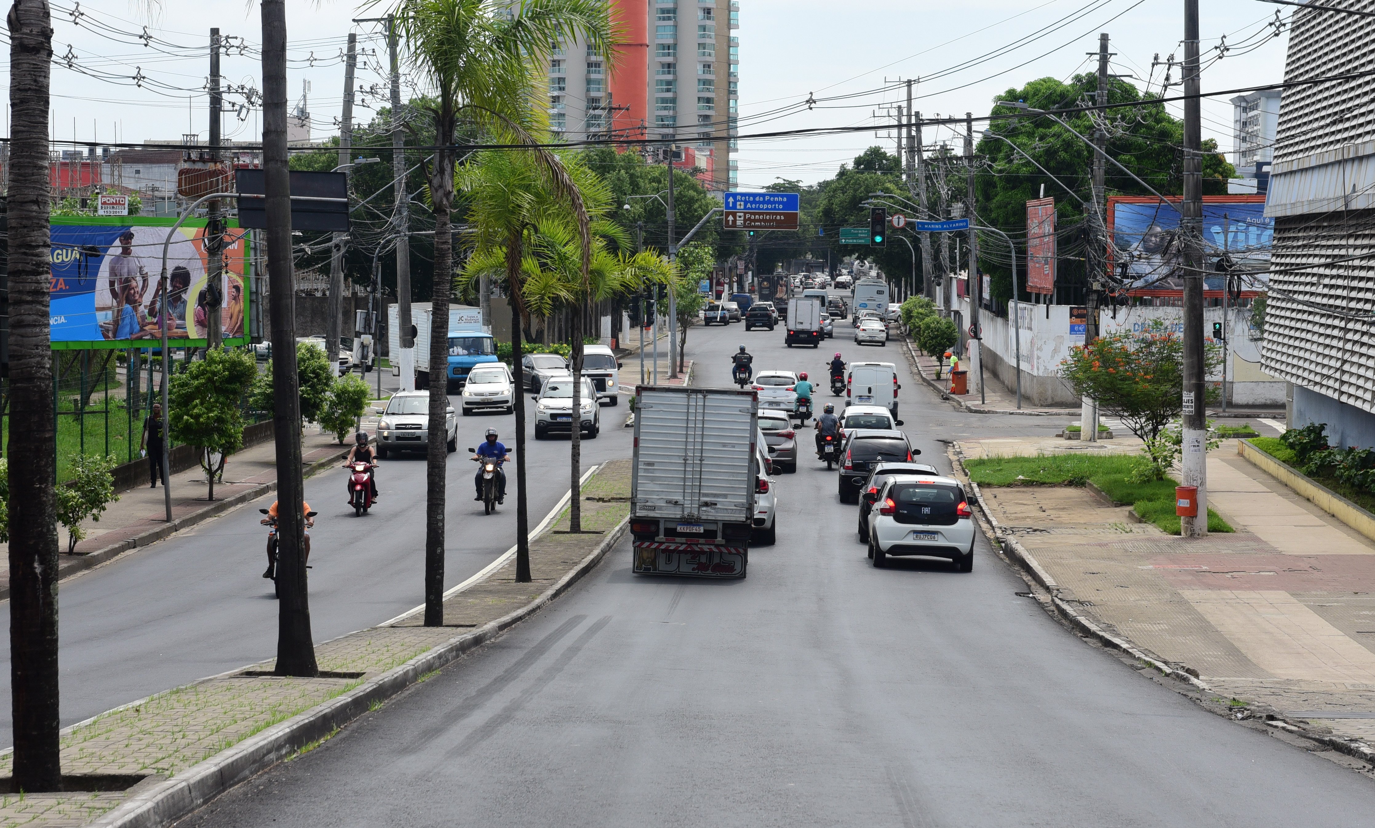 Após obras de recapeamento, usuários reclamam da falta de sinalização em vias como Dante Michelini, Maruípe e Anísio Fernandes Coelho