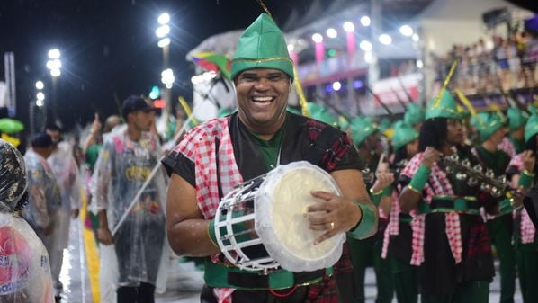 Com um enredo que resgata a memória e a cultura locais, a escola promete um espetáculo vibrante na sexta-feira (21)