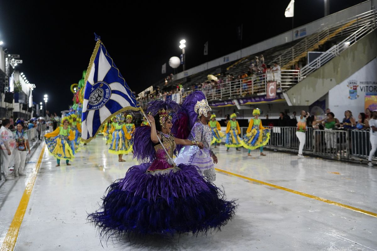 Império de Fátima foi a quinta escola a desfilar no Sambão do Povo por Vitor Jubini