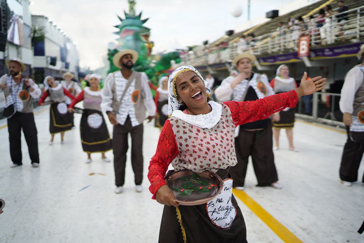 Independente de Eucalipto foi a última a entrar no Sambão do Povo entre as escolas do Grupo A por Vitor Jubini