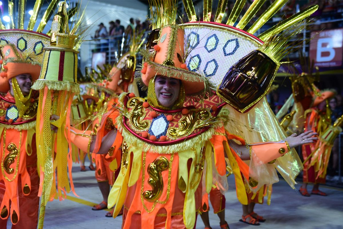 Confira o desfile da Boa Vista no Carnaval de Vitória 2024    por Ricardo Medeiros