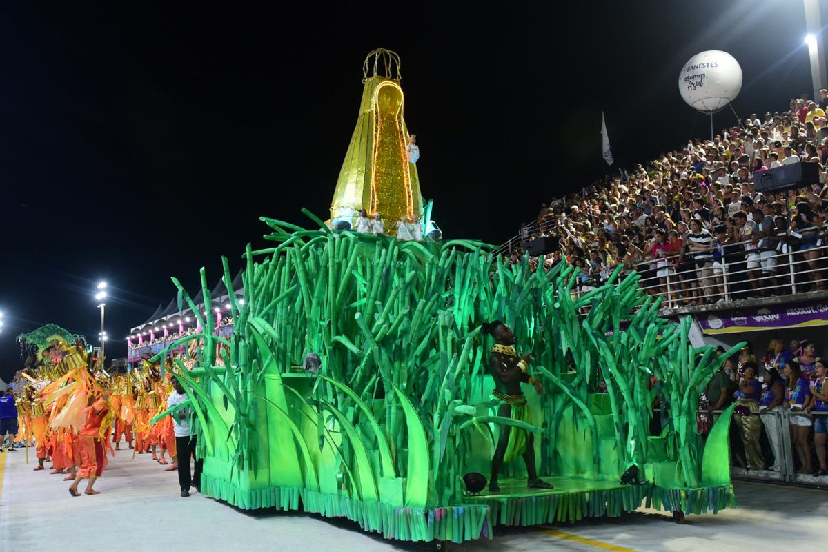 Confira o desfile da Boa Vista no Carnaval de Vitória 2024   por Carlos Alberto Silva