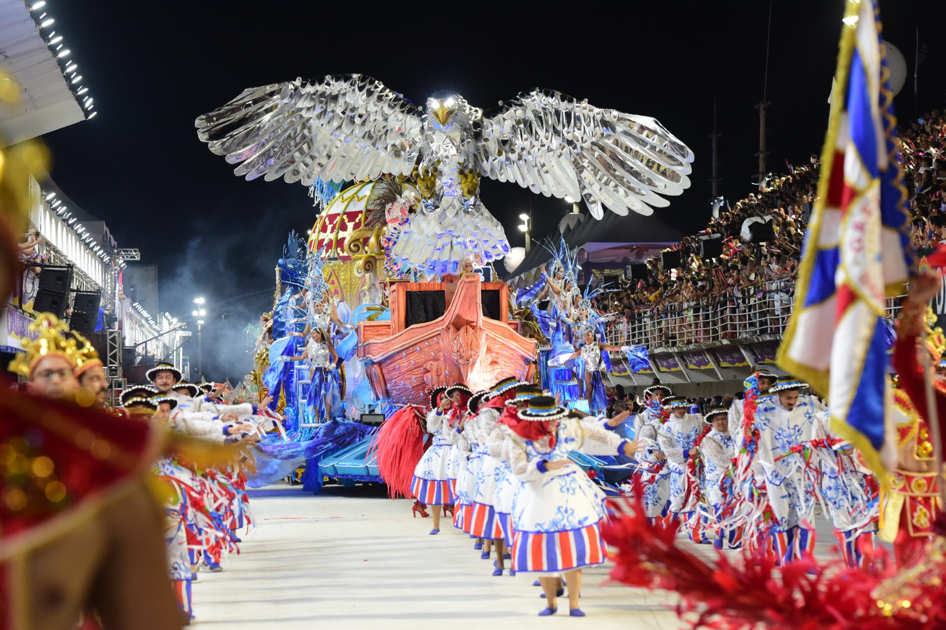 Confira o desfile da Boa Vista no Carnaval de Vitória 2024  