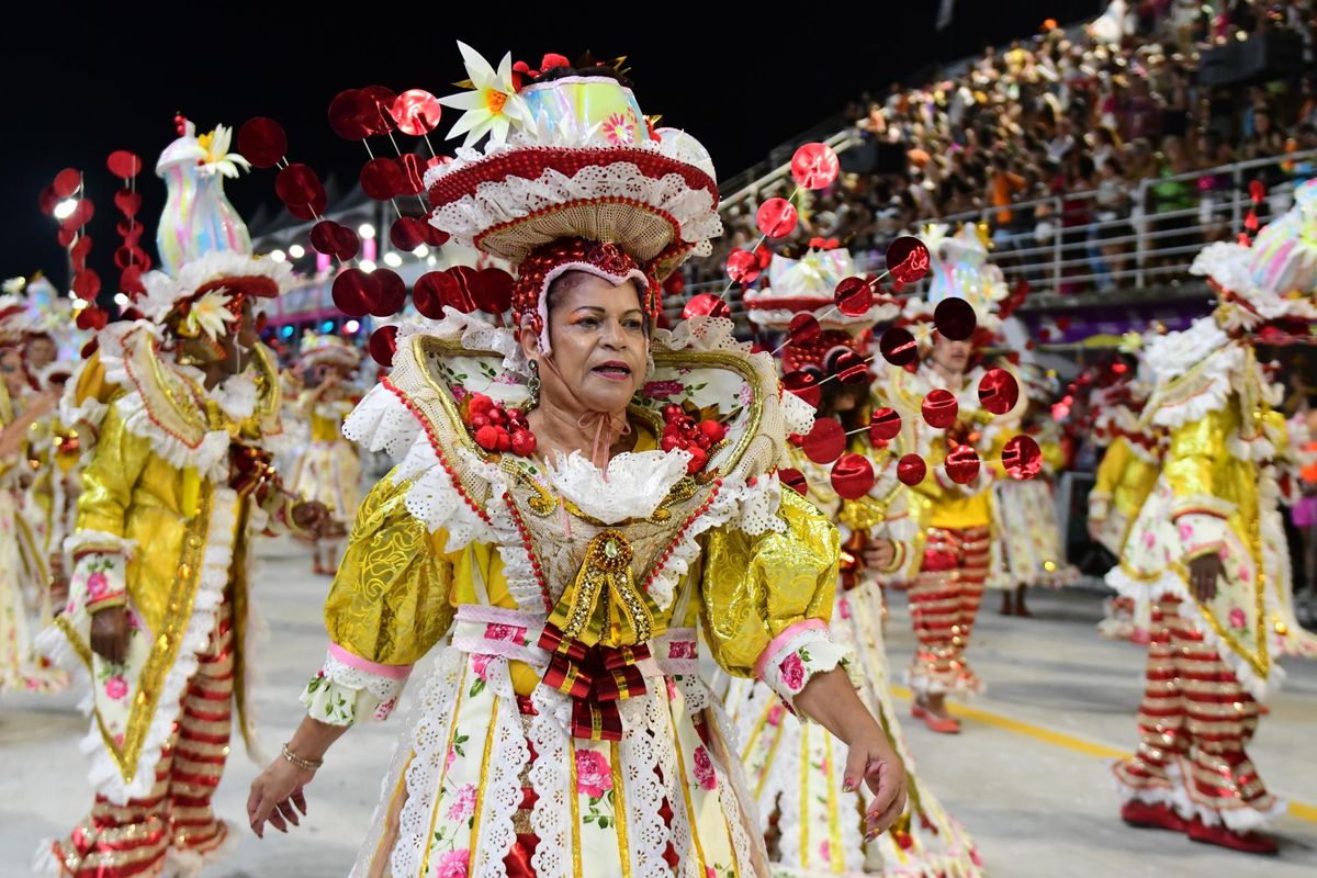 Confira o desfile da Chegou O Que Faltava no Carnaval de Vitória 2024      por Rodrigo Gavini 
