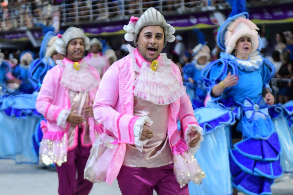 Confira o desfile da Chegou O Que Faltava no Carnaval de Vitória 2024      por Rodrigo Gavini 