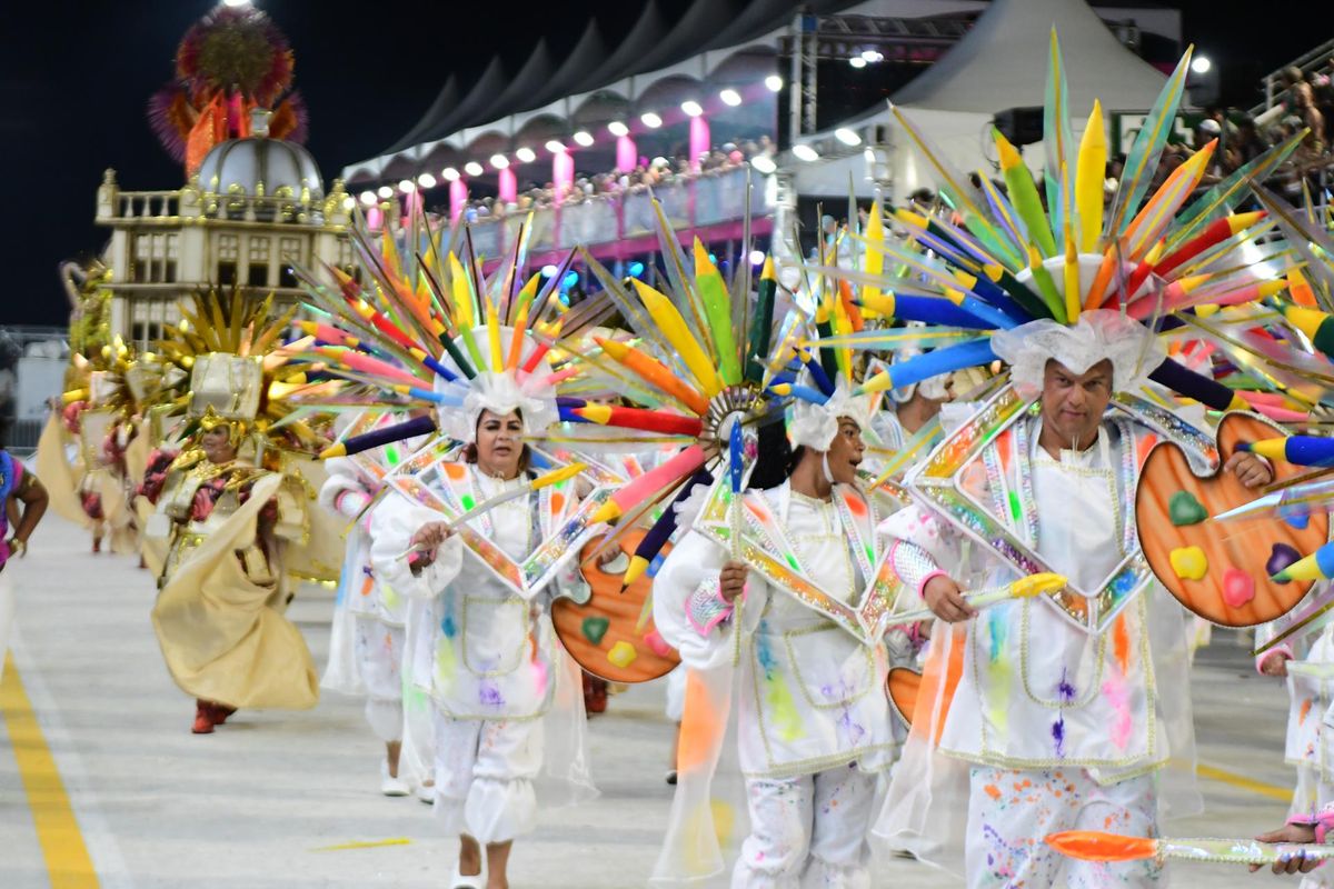Confira o desfile da Chegou O Que Faltava no Carnaval de Vitória 2024      por Rodrigo Gavini 