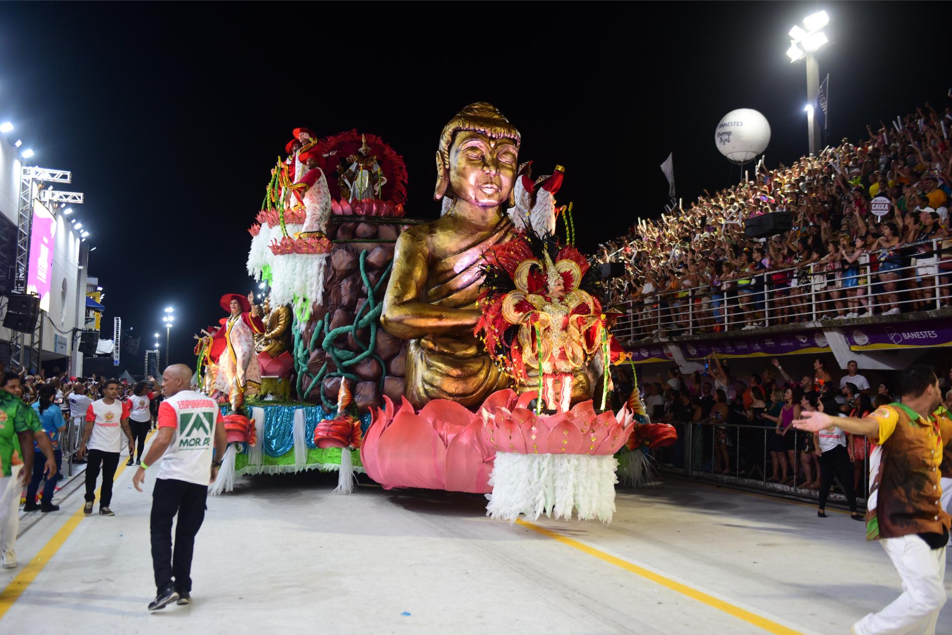Confira o desfile da Jucutuquara no Carnaval de Vitória 2024 