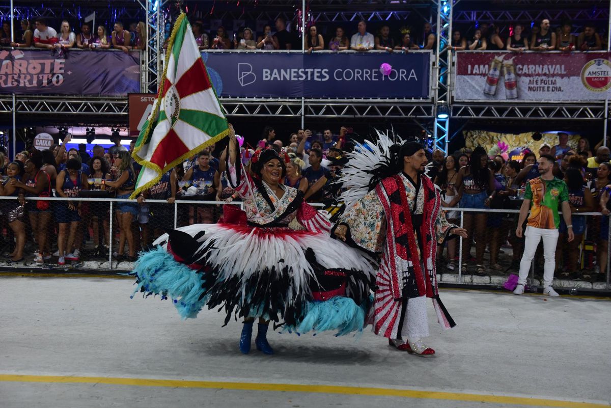 Confira o desfile da Jucutuquara no Carnaval de Vitória 2024  por Ricardo Medeiros 