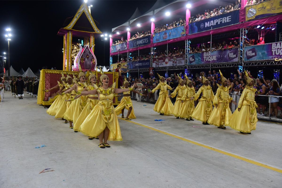 Confira o desfile da Jucutuquara no Carnaval de Vitória 2024  por Ricardo Medeiros