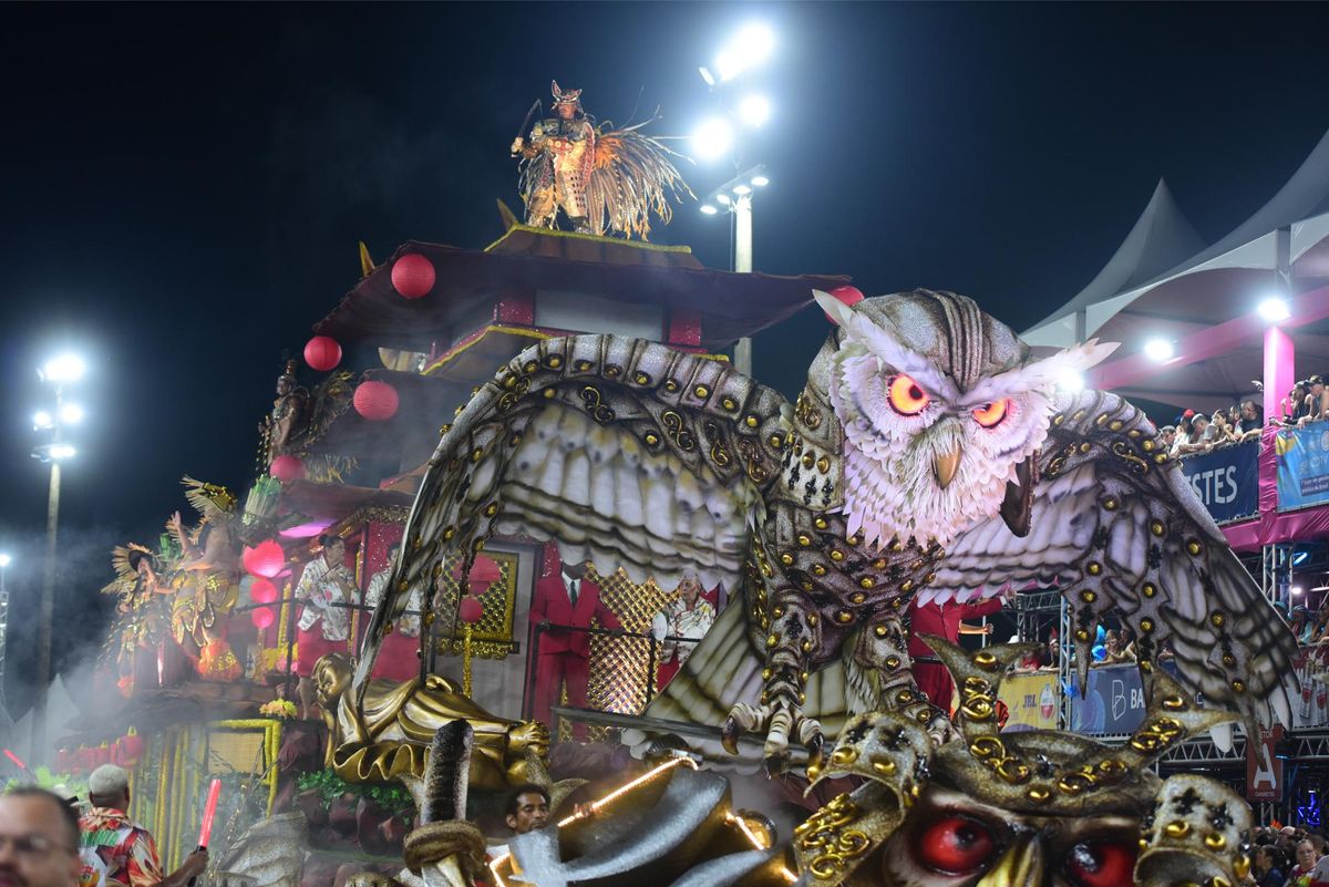 Confira o desfile da Jucutuquara no Carnaval de Vitória 2024  por Ricardo Medeiros