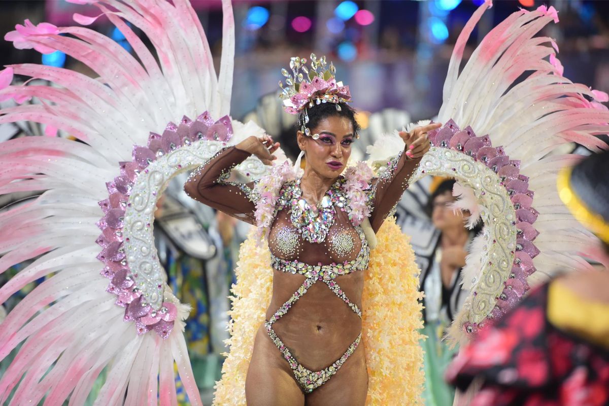 Confira o desfile da Jucutuquara no Carnaval de Vitória 2024  por Ricardo Medeiros