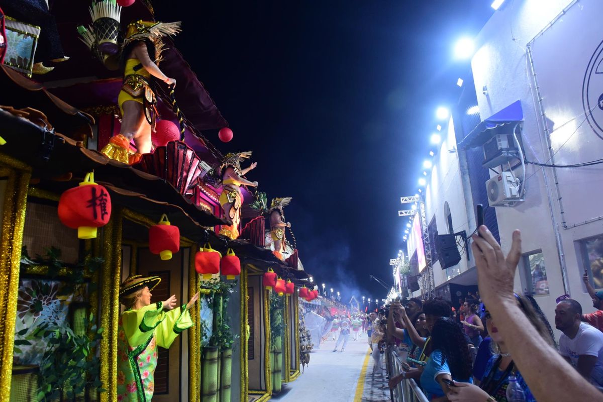 Confira o desfile da Jucutuquara no Carnaval de Vitória 2024 por Carlos Alberto