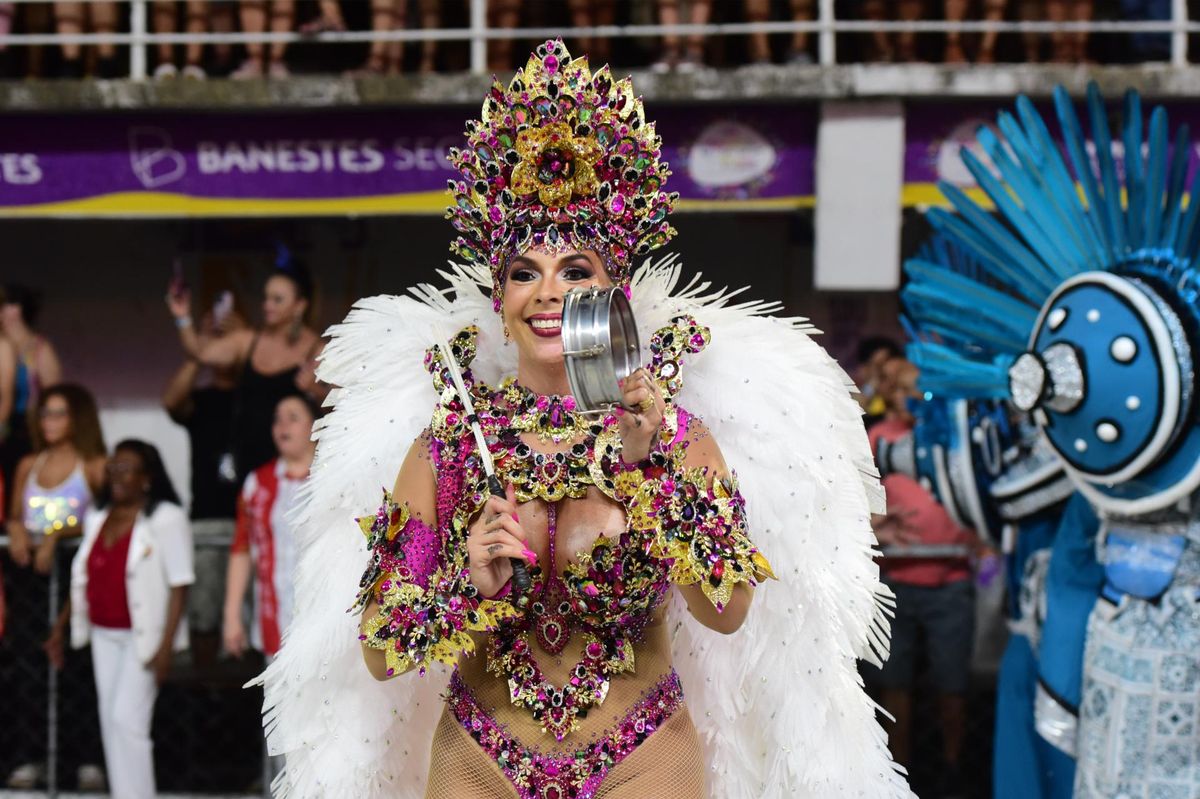 Confira o desfile da Jucutuquara no Carnaval de Vitória 2024 por Carlos Alberto