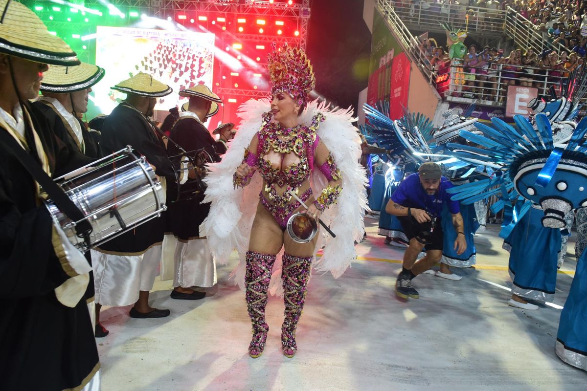 Confira o desfile da Jucutuquara no Carnaval de Vitória 2024 por Carlos Alberto
