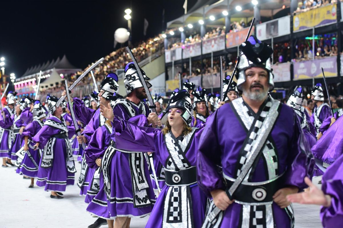 Confira o desfile da Jucutuquara no Carnaval de Vitória 2024 por Carlos Alberto
