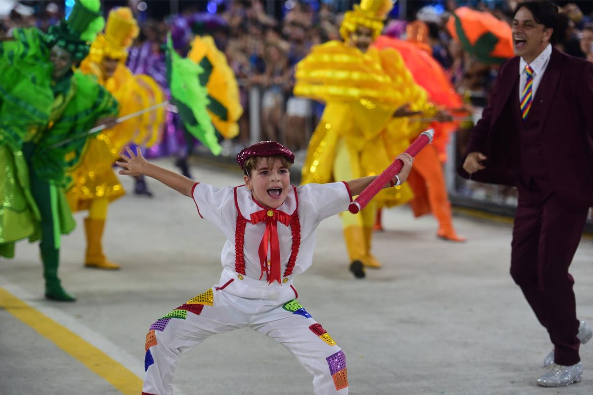 Confira o desfile da Mocidade Unida da Glória no Carnaval de Vitória 2024     por Ricardo Medeiros 