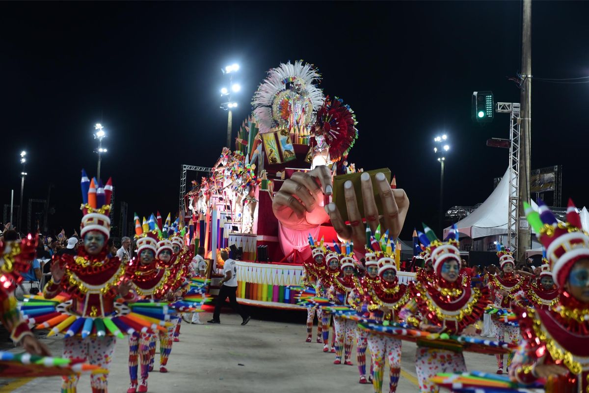 Confira o desfile da Mocidade Unida da Glória no Carnaval de Vitória 2024     por Ricardo Medeiros 