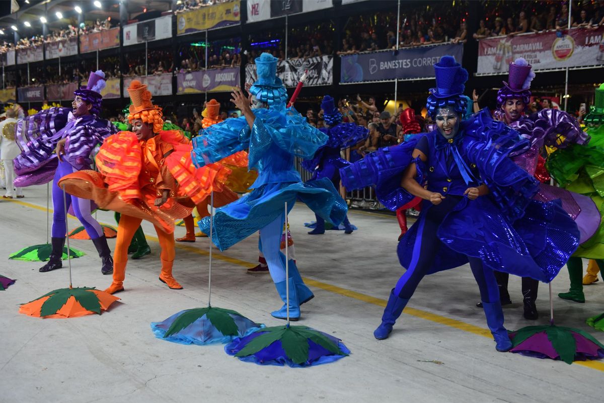 Confira o desfile da Mocidade Unida da Glória no Carnaval de Vitória 2024     por Ricardo Medeiros 