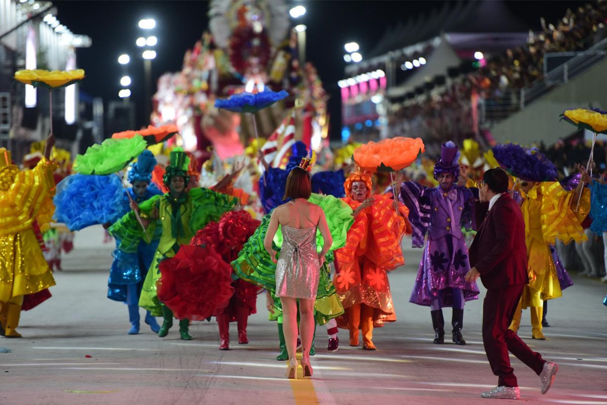 Confira o desfile da Mocidade Unida da Glória no Carnaval de Vitória 2024     por Ricardo Medeiros 