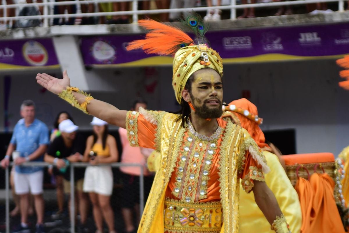Confira o desfile da Pega no Samba no Carnaval de Vitória 2024 por Rodrigo Gavini