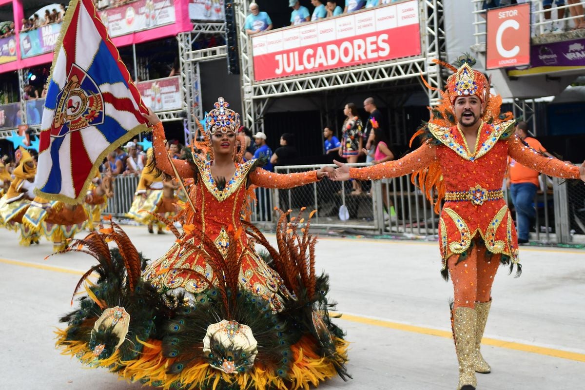 Confira o desfile da Pega no Samba no Carnaval de Vitória 2024 por Rodrigo Gavini