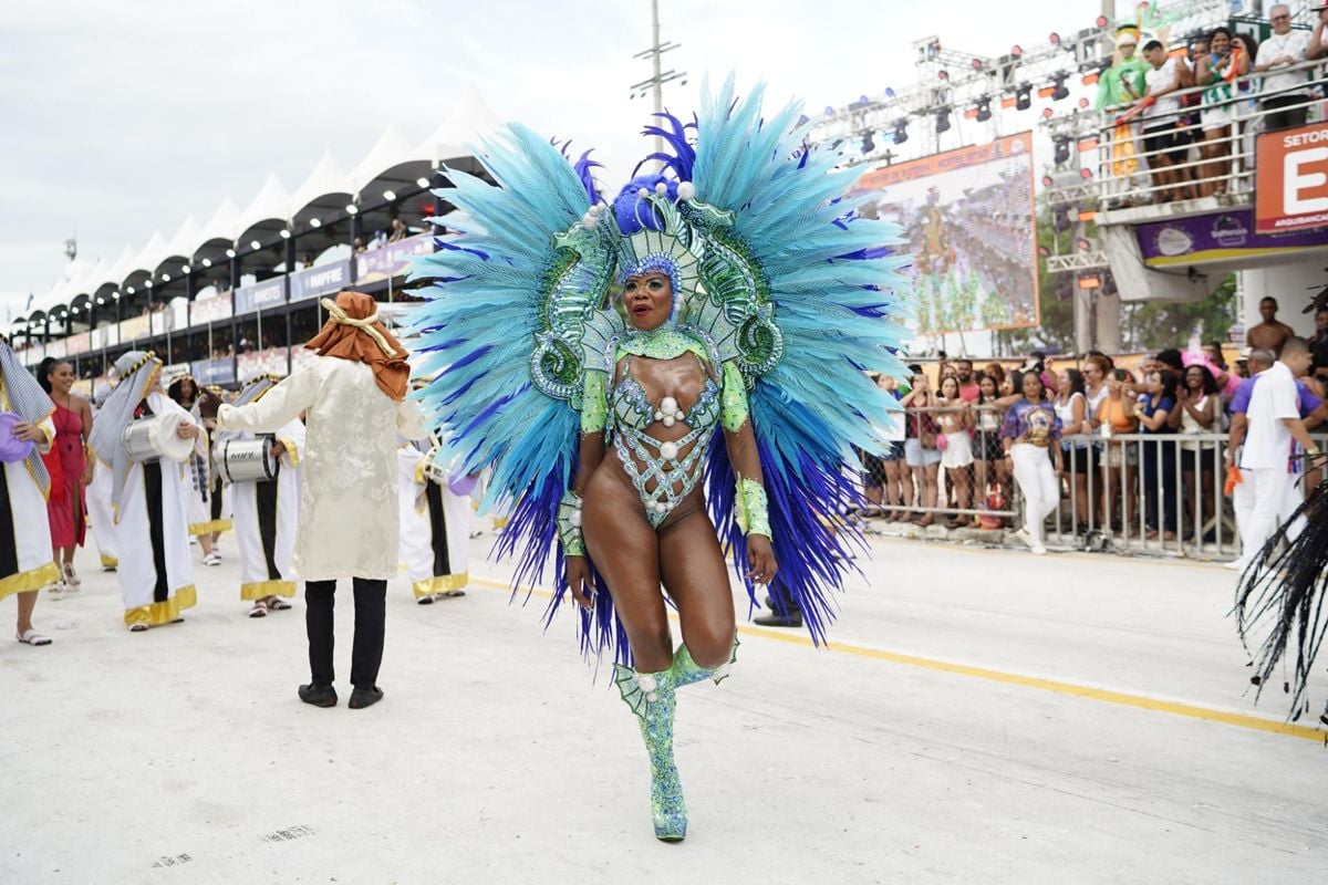 Confira o desfile da Pega no Samba no Carnaval de Vitória 2024 por Fernando Madeira