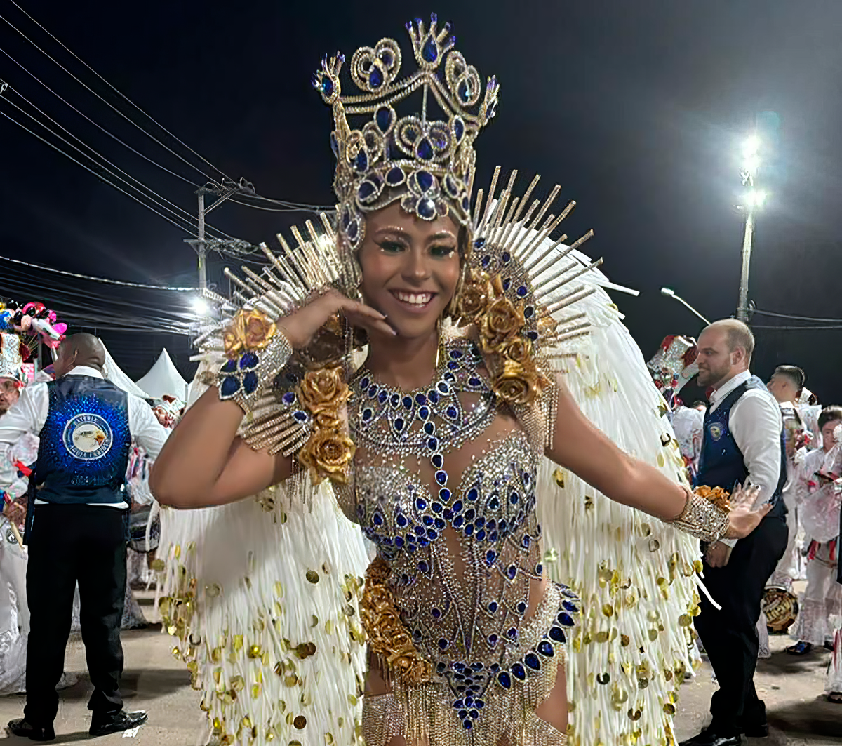 Wenny Isa, irmã de Lexa, estreia como rainha da Independente Boa Vista