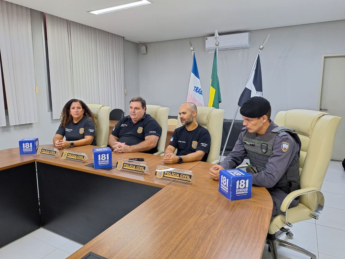 Autoridades dão mais detalhes da ação criminosa durante coletiva de imprensa