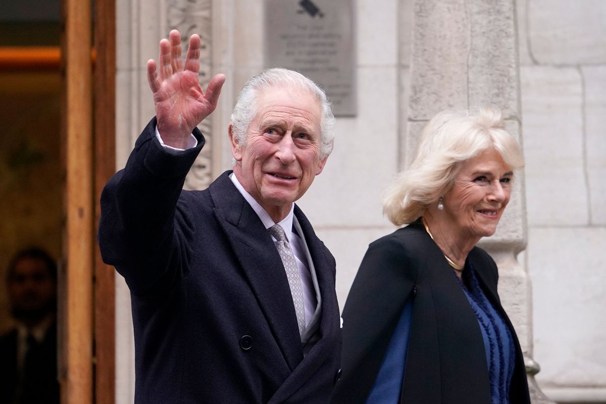 A Gazeta Rei Charles III Diagnosticado Com C Ncer Diz Pal Cio De   Rei Charles Iii E Sua Esposa A Rainha Camilla Da Gra Bretanha Na Saida Da Clinica De Londres No Centro De Londres 2004158 Article 