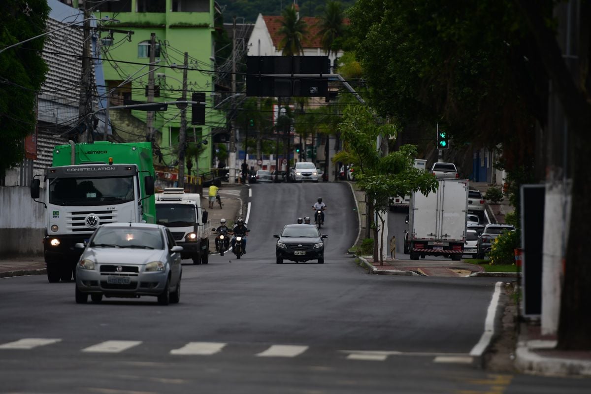 Avenida Maruípe, em Vitória, foi recapeada pela prefeitura