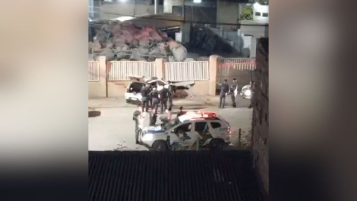 Homem rouba carro de app, é perseguido e bate em muro em Vila Velha