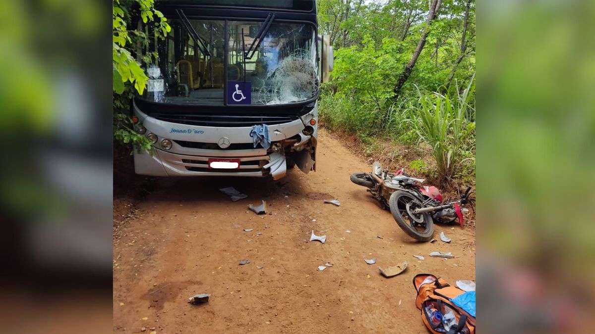 Motociclista morre após colisão com ônibus escolar em Colatina