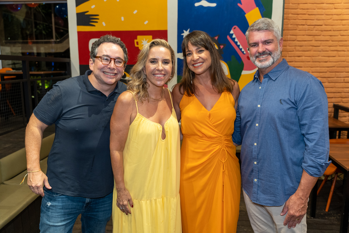 Nelson Teixeira e Bartira Almeida, Renata Araújo e Sandro Carlesso