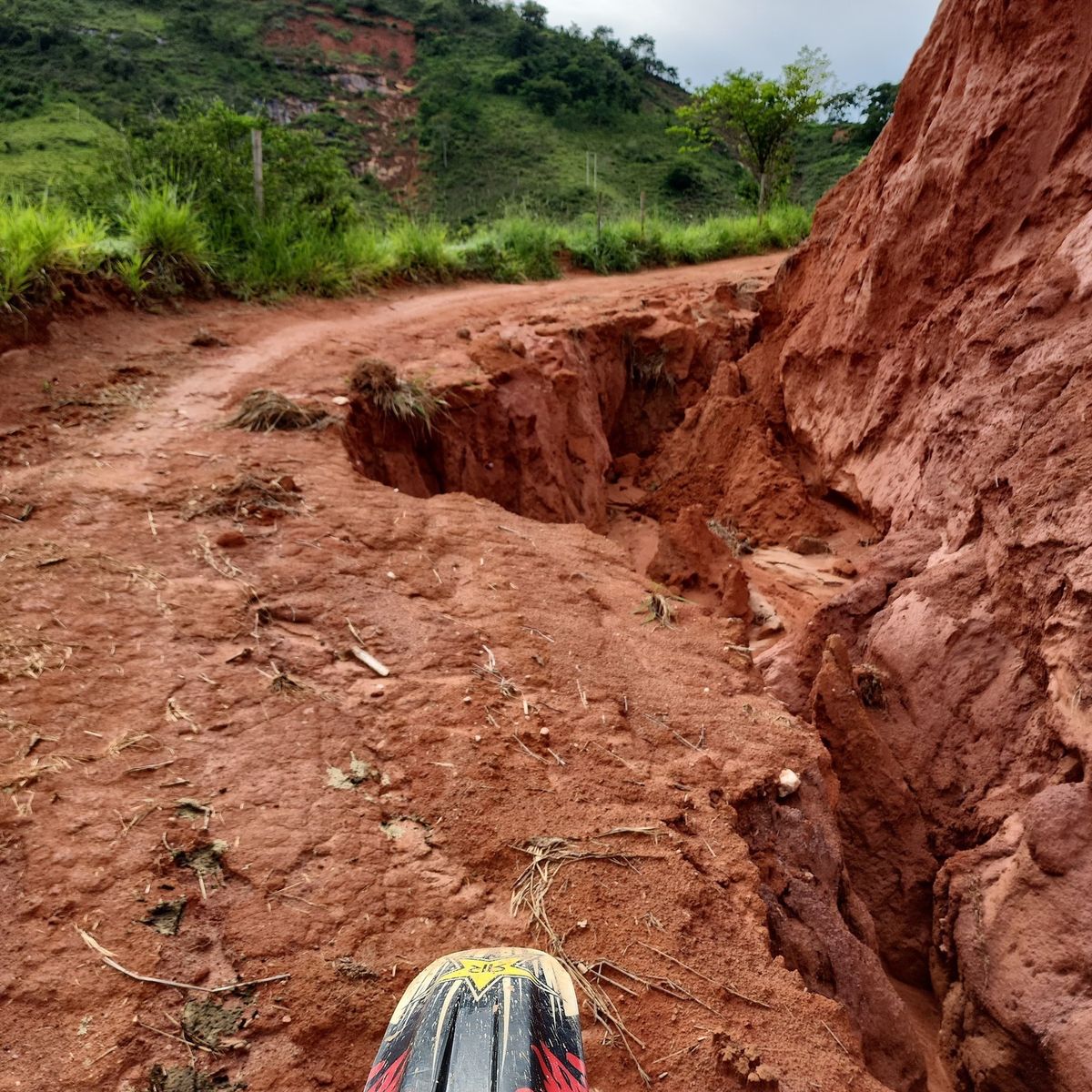 Chuva danifica estradas e Muniz Freire decreta situação de emergência por Prefeitura de Muniz Freire