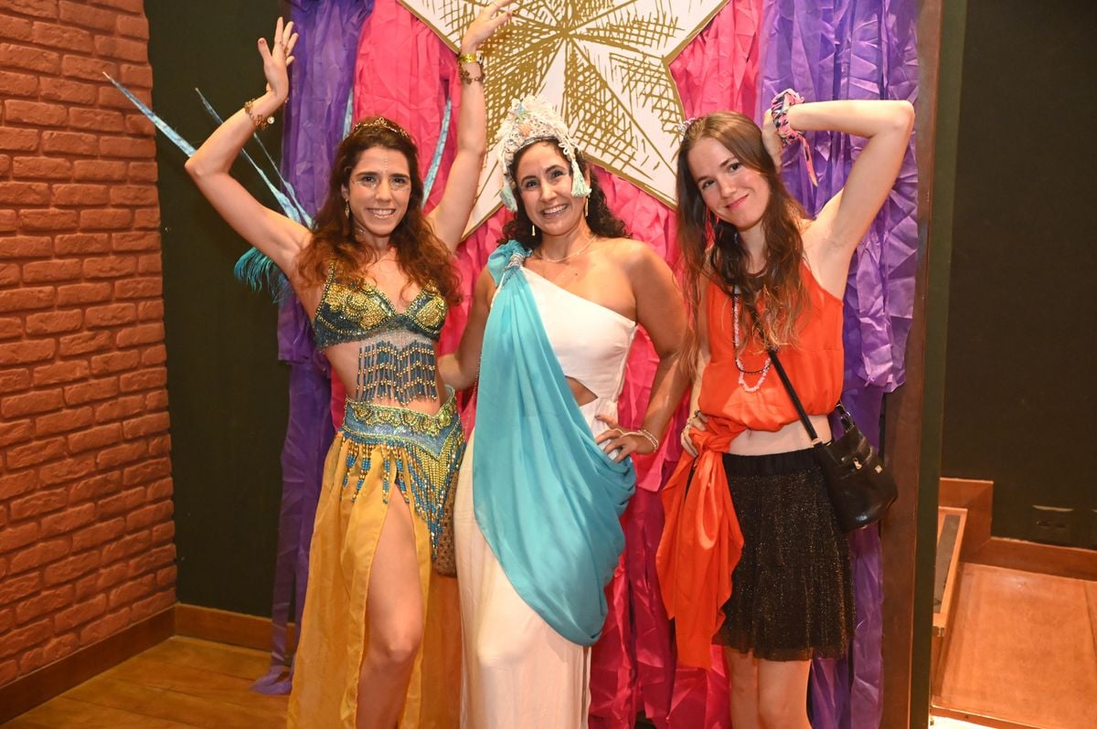 Raquel Moraes, Amanda Carvalho e Samantha Scholz