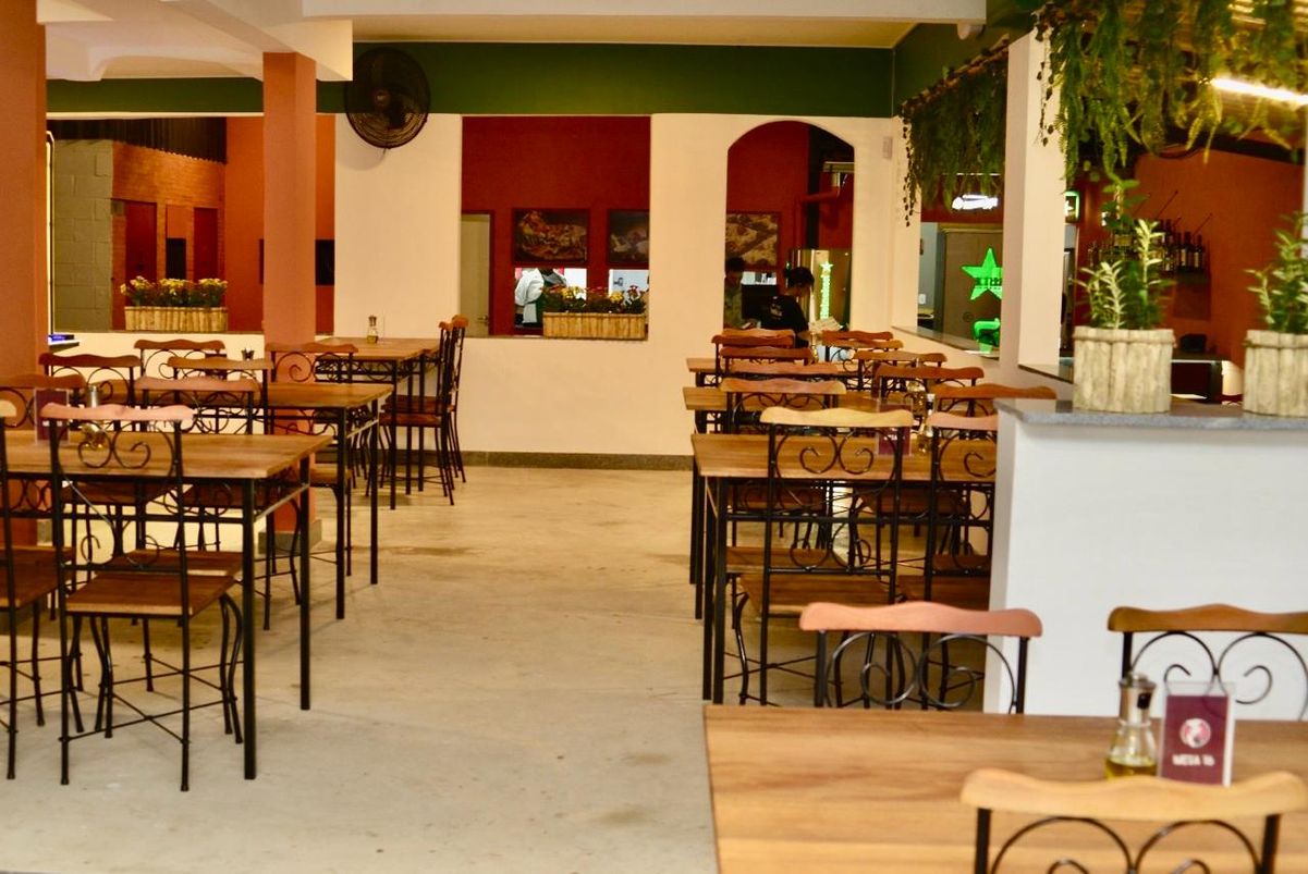 Ambiente do restaurante Disk Pizza Paulista em Vila Velha