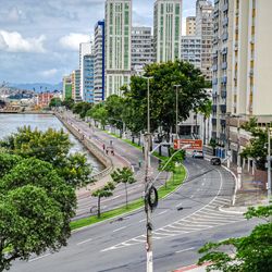 As avenidas Beira-Mar e Nossa Senhora dos Navegantes terão o fluxo liberado para veículos somente no sentido Centro; ruas da Enseada do Suá também serão interditadas