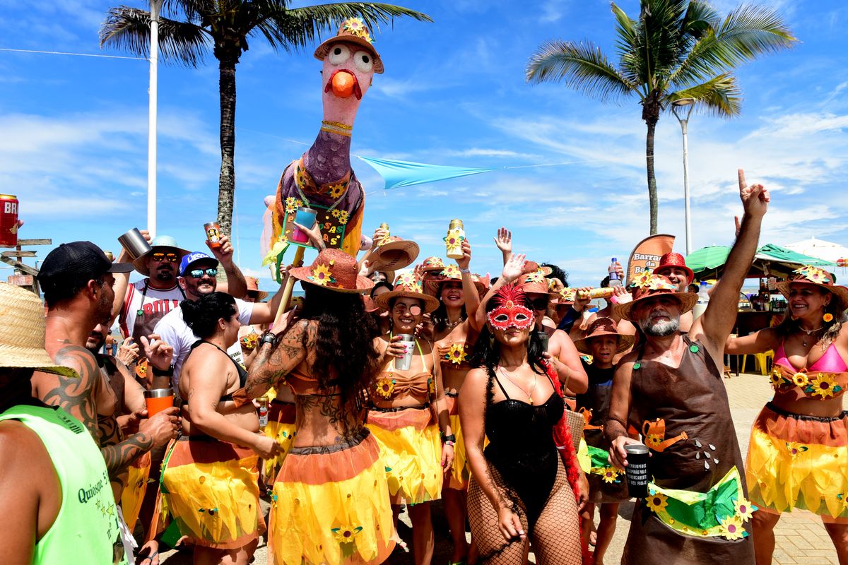 Banho de Mar à Fantasia de Manguinhos