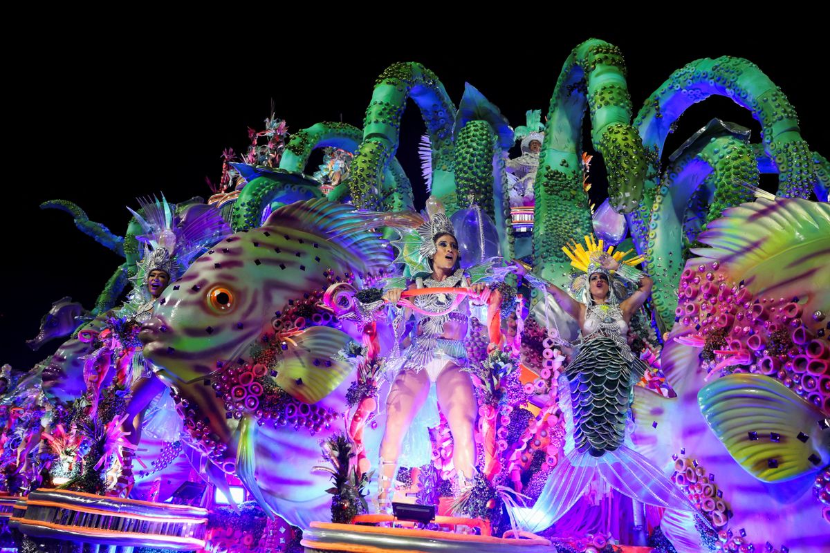 Mocidade Independente de Padre Miguel, na segunda noite dos desfiles das escolas de samba do Rio de Janeiro, na Marquês de Sapucaí 