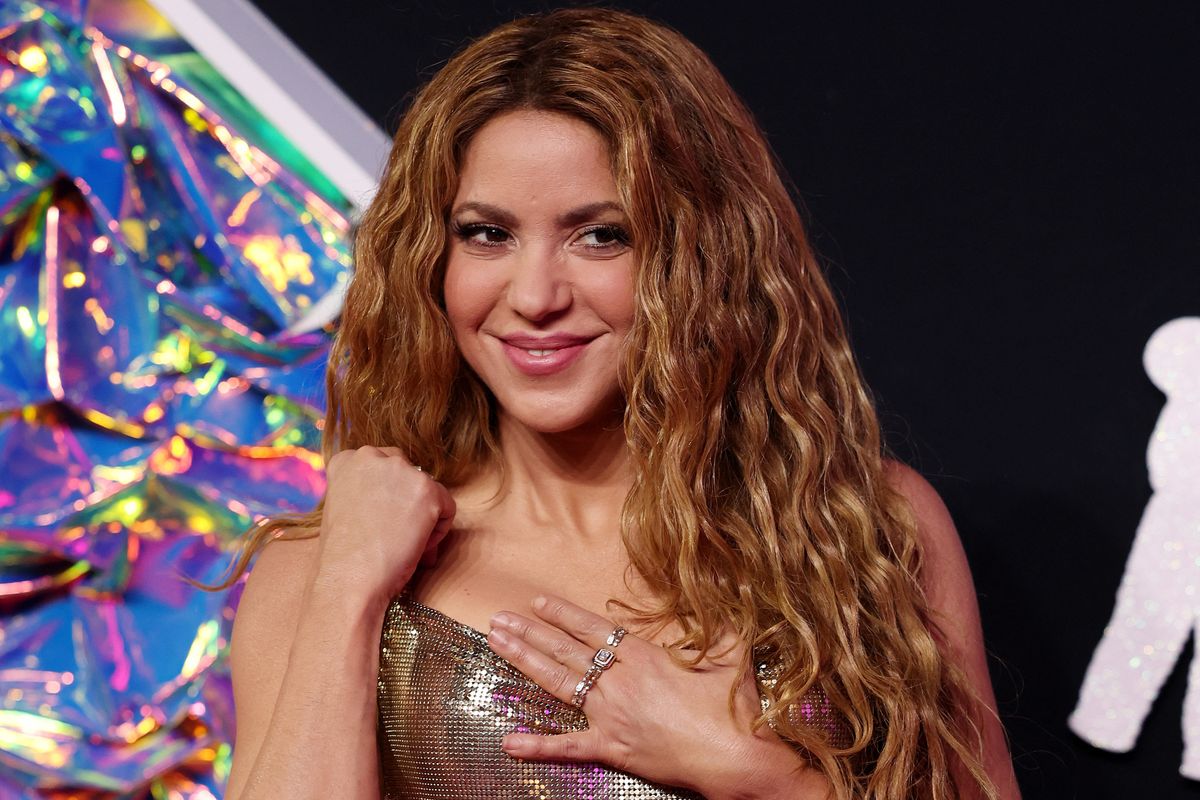 Shakira anuncia álbum após hit em que alfineta Piqué