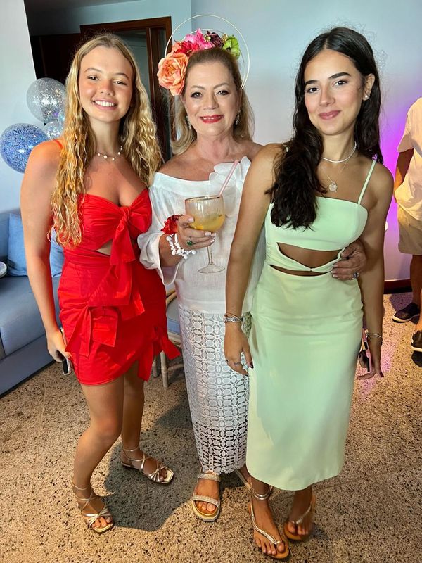 Aniversário de Helvia Abaurre