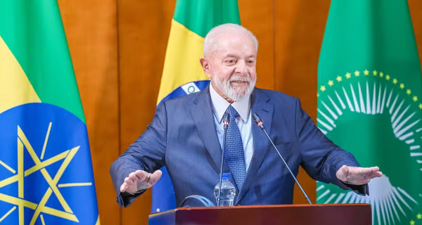 Lula falou à imprensa em Adis Abeba, capital da Etiópia, antes de embarcar de volta para o Brasil