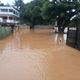 Imagem - Mais de 100mm: Chuva provoca alagamentos e queda de barreira em Fundão