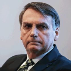 Bolsonaro está em prisão domiciliar desde 4 de agosto e, desde então, precisa que todas as suas visitas sejam aprovadas pelo STF