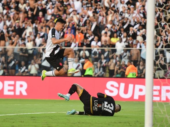Vasco e Volta Redonda no Kleber Andrade, em Cariacica por Vitor Jubini