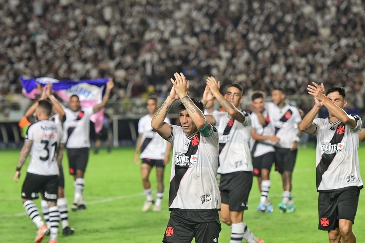 Vasco e Volta Redonda no Kleber Andrade, em Cariacica por Vitor Jubini