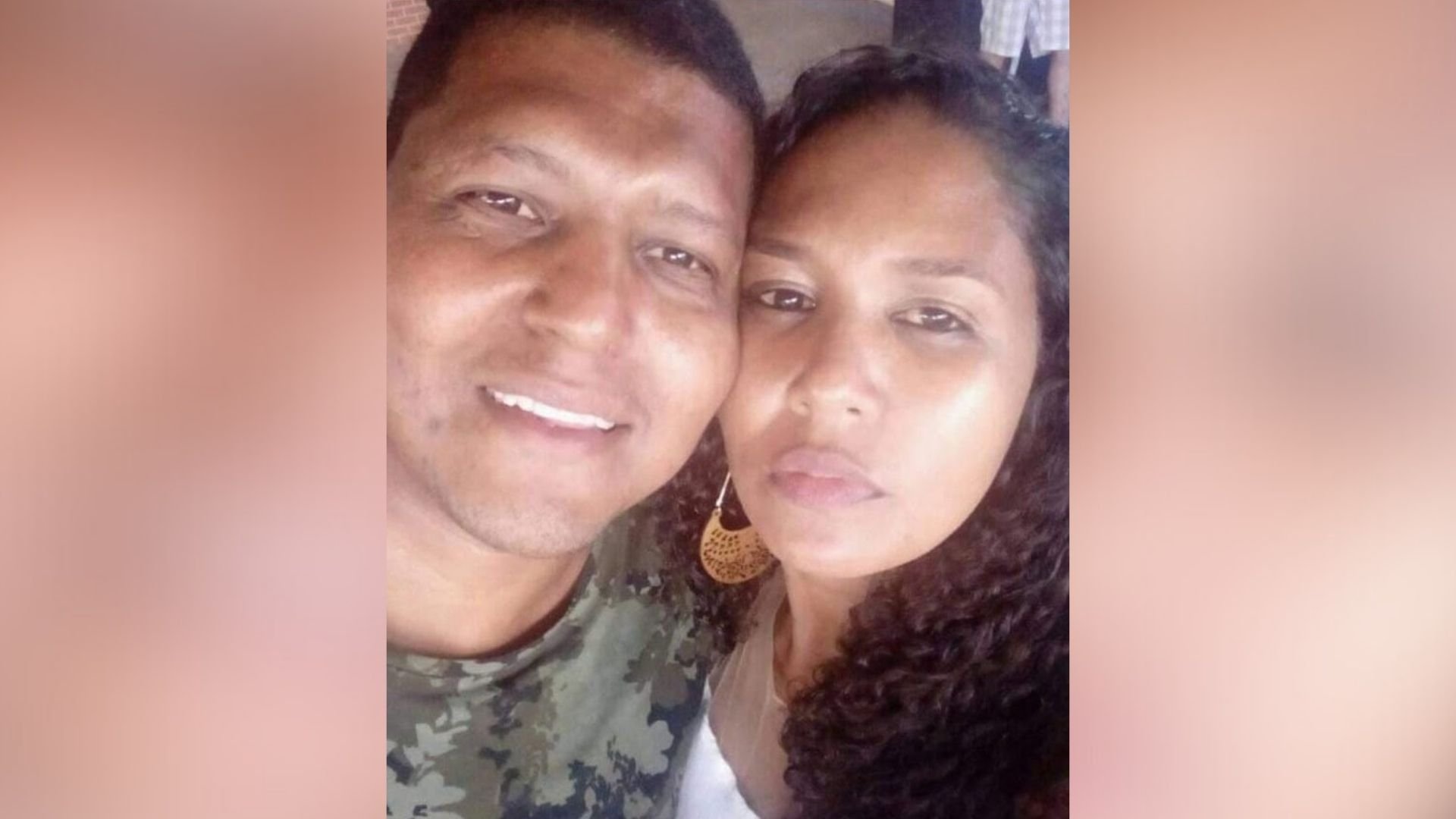 Joilza Santos da Silva, de 42 anos, foi morta a facadas no meio da praça em Serra Sede; Joilson Batista dos Santos foi preso suspeito do crime