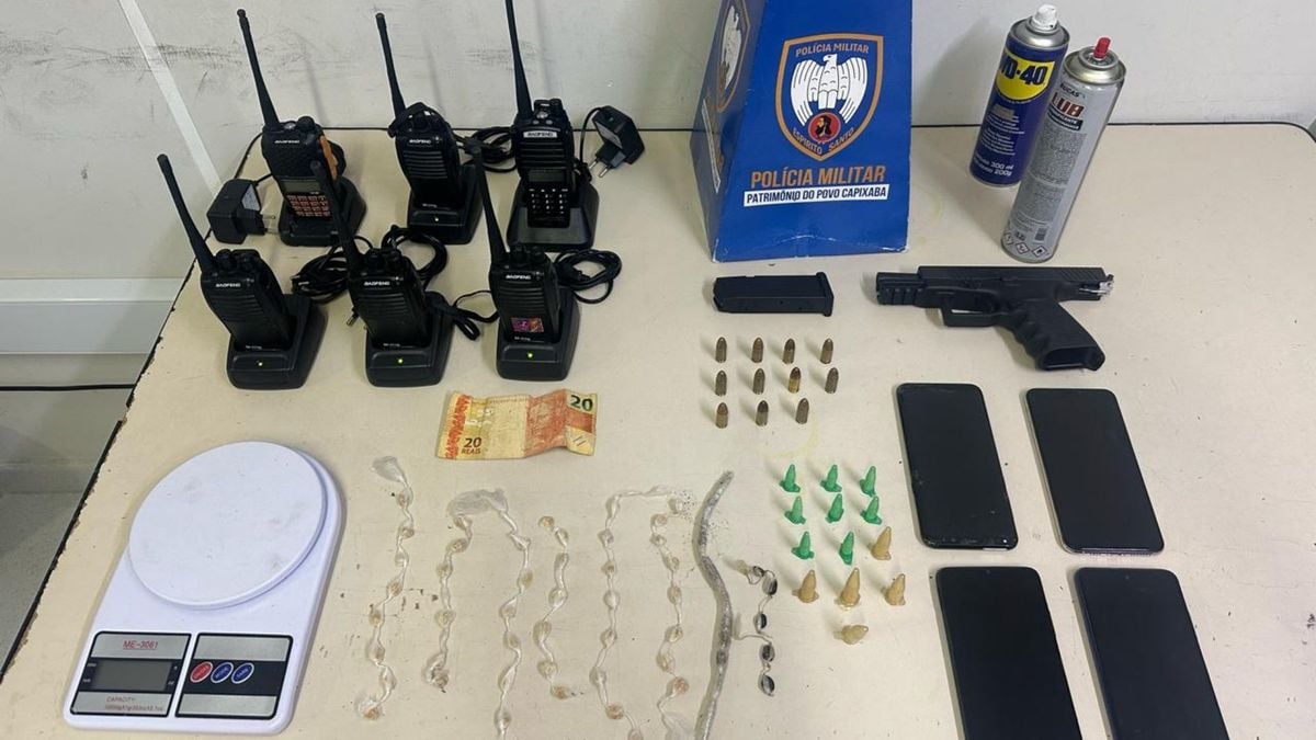 Material apreendido no Morro da Piedade, em Vitória