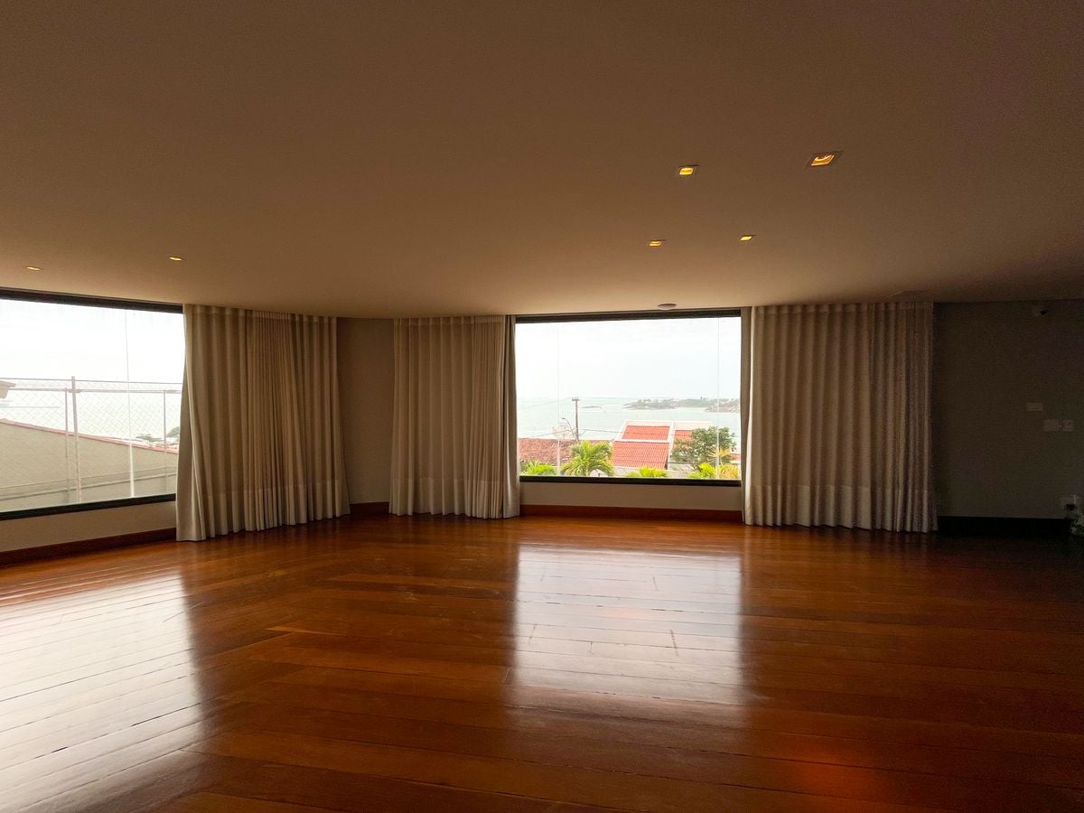 Veja como é por dentro da mansão de R$ 14,5 milhões à venda em Vitória por RE/MAX/Divulgação