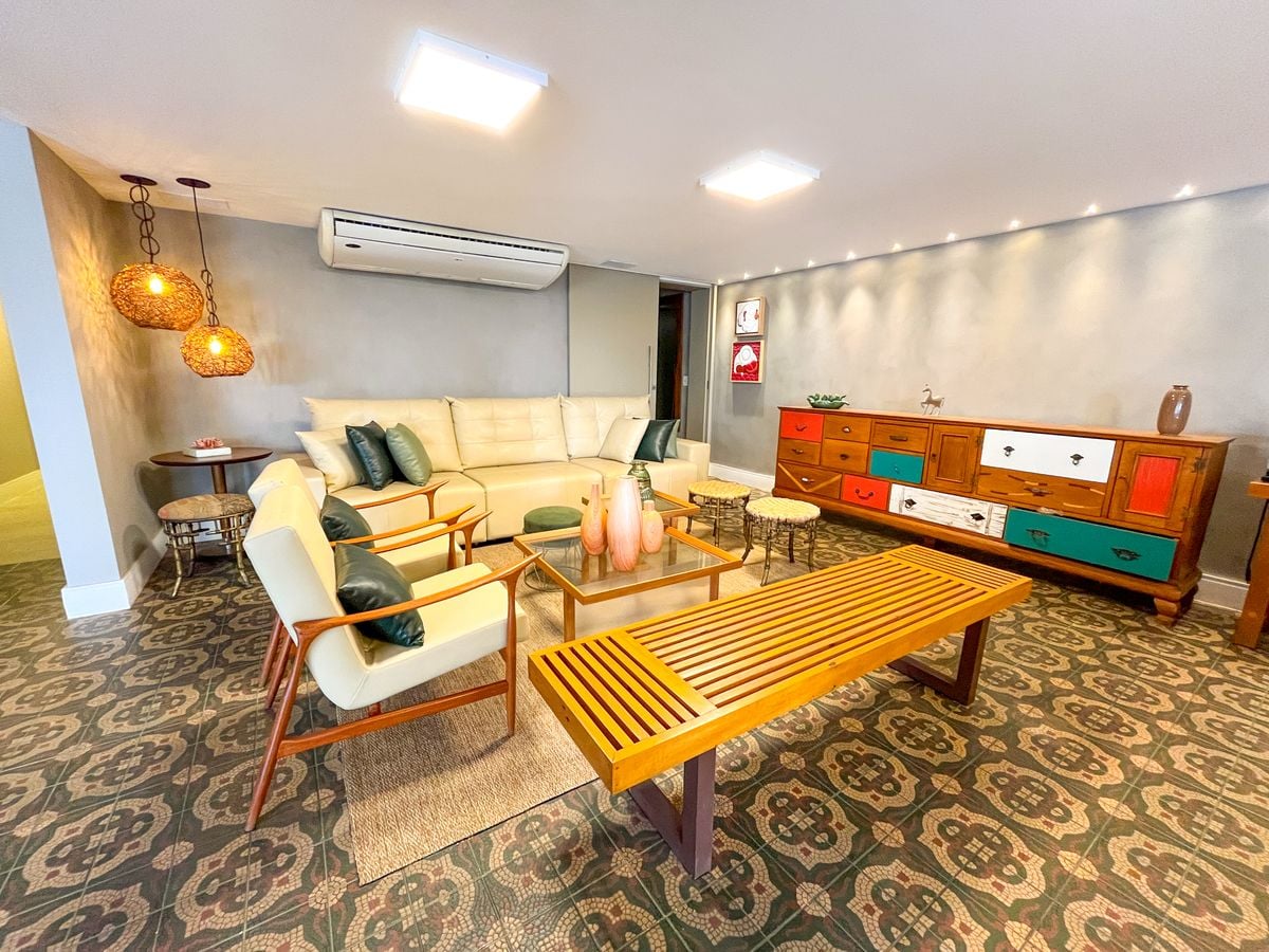 Veja como é por dentro da mansão de R$ 14,5 milhões à venda em Vitória por RE/MAX/Divulgação